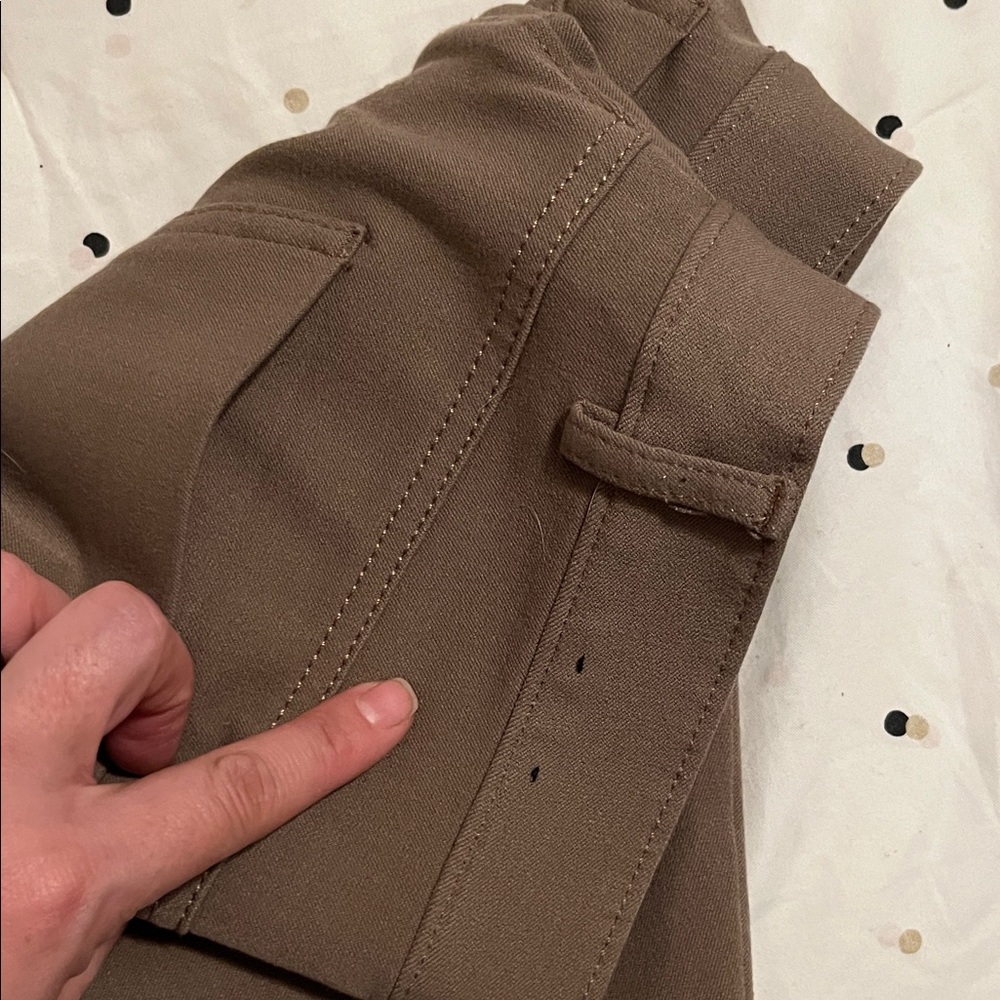 Express Women's Tan and black stretch pants/dress pants - Picture 6 of 9